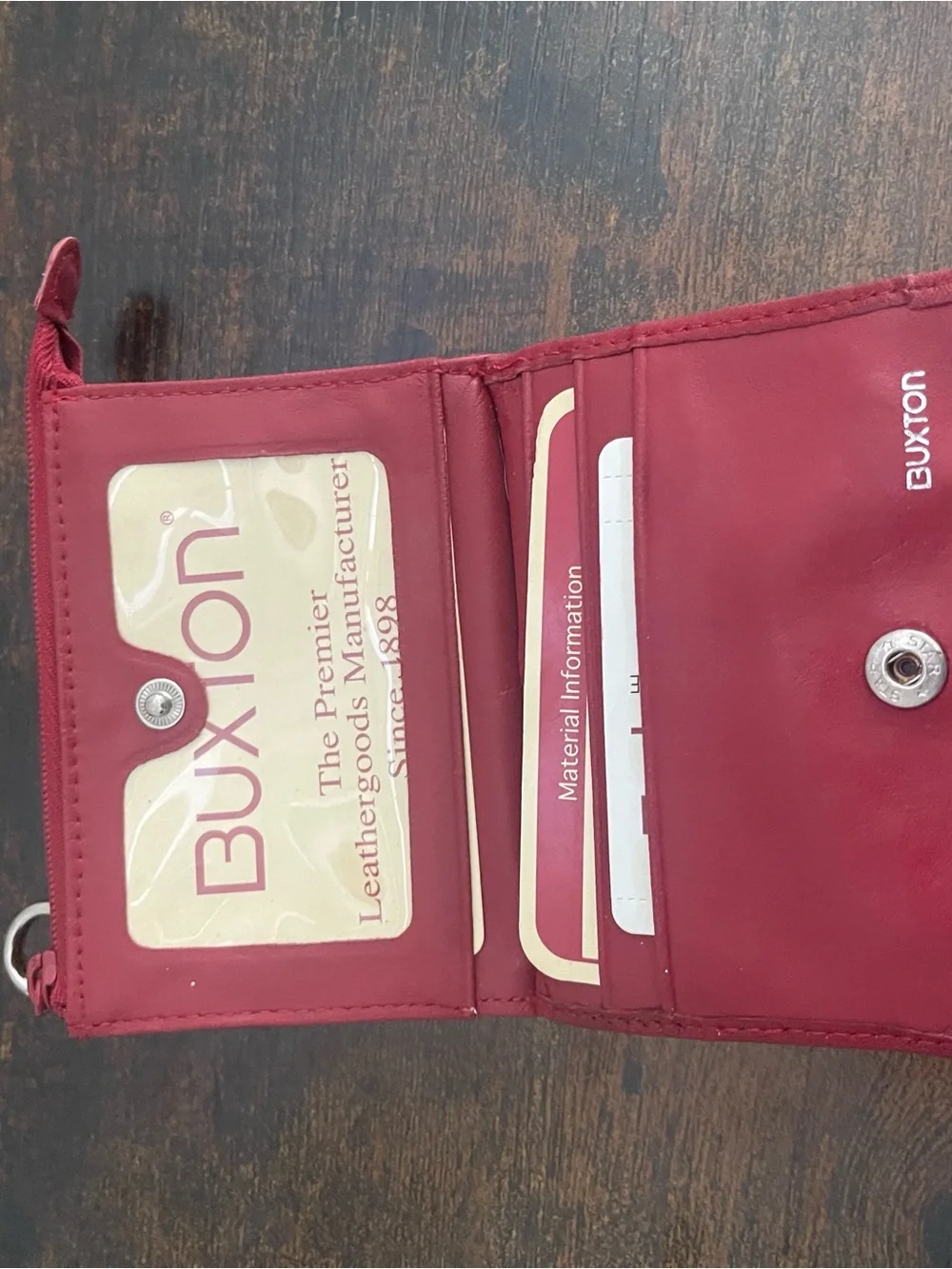Buxton Red Leather Zip Coin Pouch with Key Clip